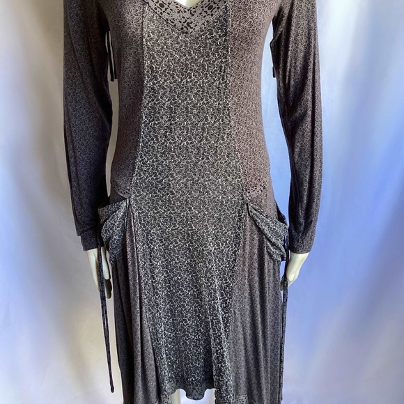 Akela Key Charcoal Subtle Animal Print Tunic Dress - Picture 2 of 6